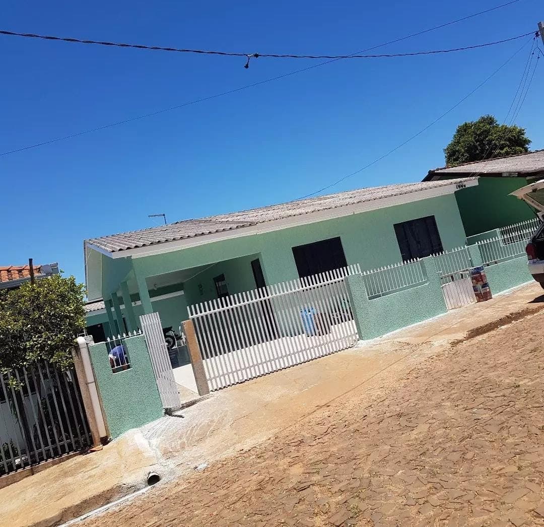 Casa e muro - Pintura Residencial pela MB Pinturas, Reserva-PR